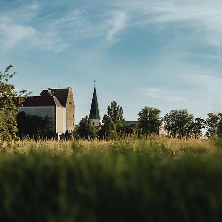 Chalaalets Villa Laa an der Thaya Exteriör bild