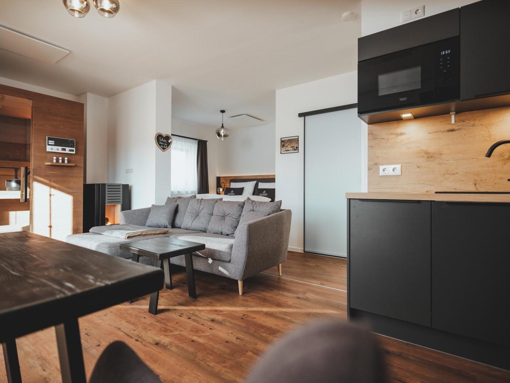 Chalaalets Villa Laa an der Thaya Exteriör bild