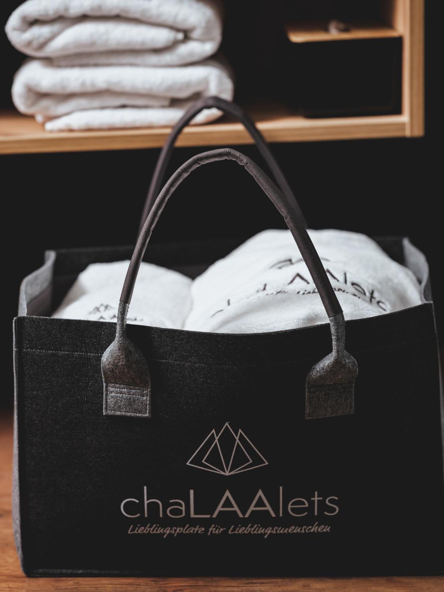 Chalaalets Villa Laa an der Thaya Exteriör bild