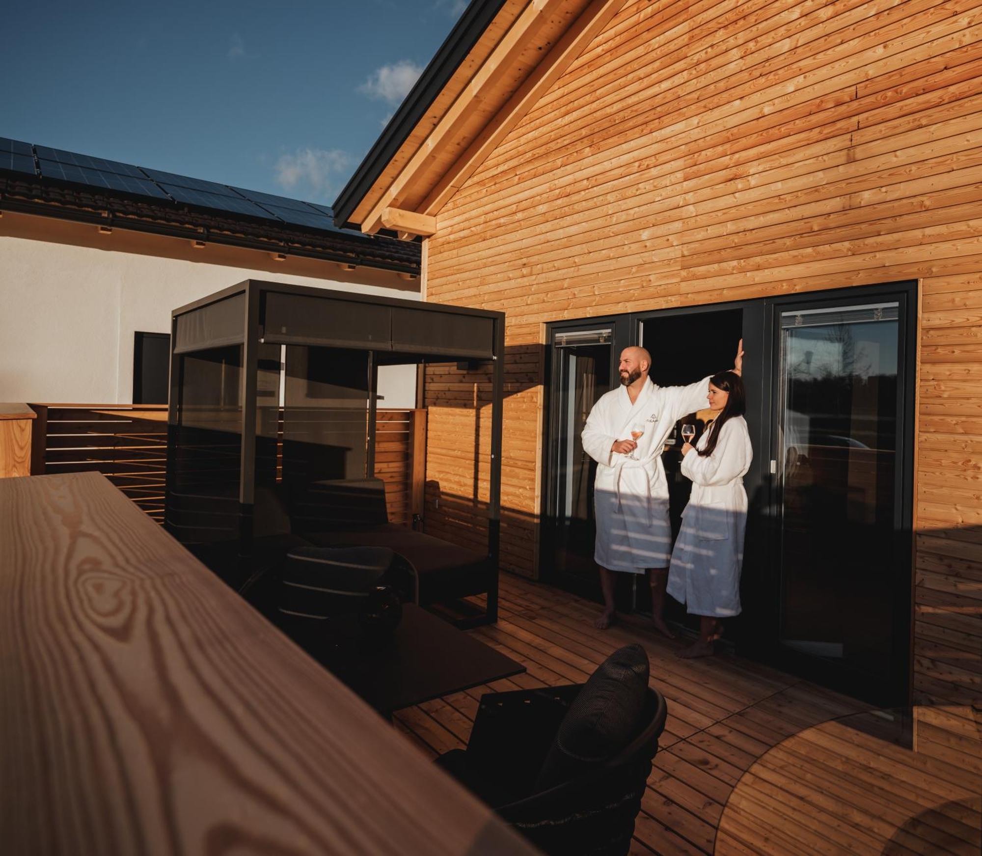 Chalaalets Villa Laa an der Thaya Exteriör bild
