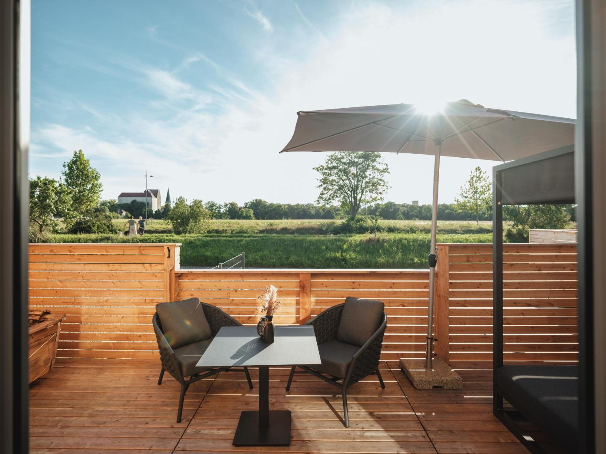 Chalaalets Villa Laa an der Thaya Exteriör bild